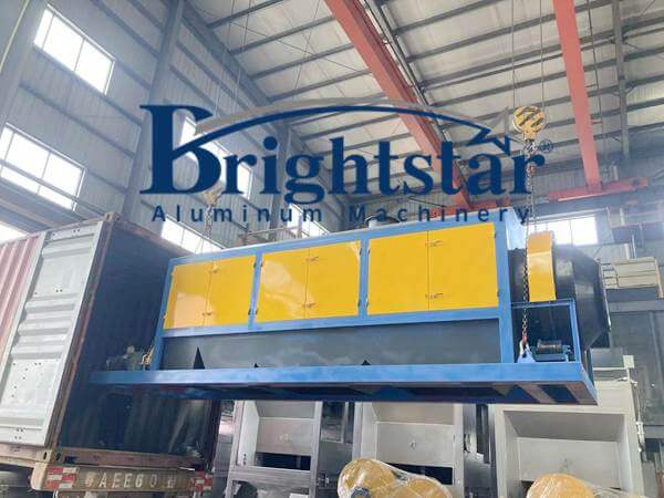 Aluminum dross sieving machine loading