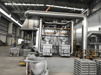Aluminum melting regenerative combustion system