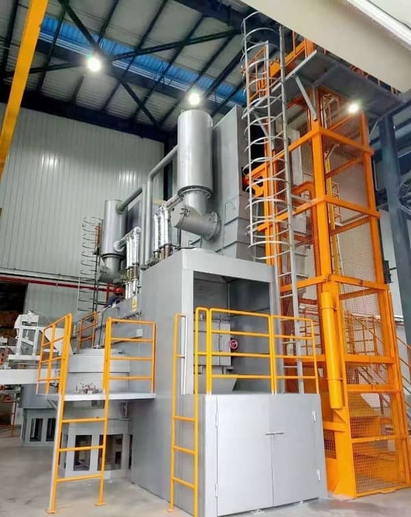 Rectangular aluminum melting furnace